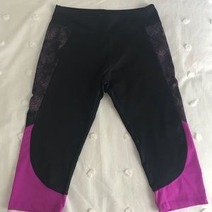 Marika Crop Leggings